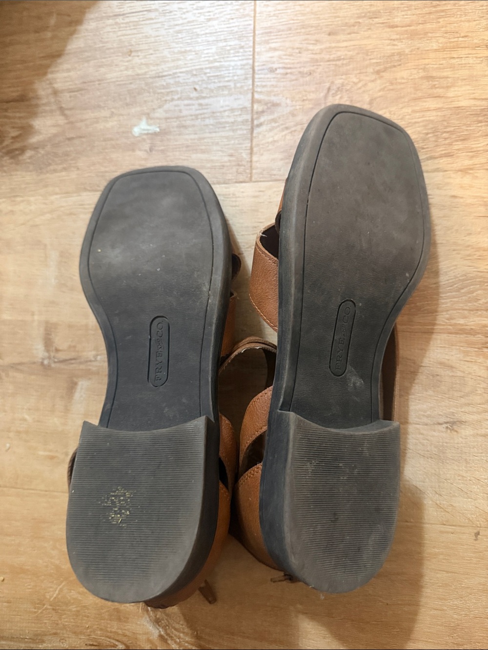 FRYE AND CO. Brown Leather Strappy Ankle Buckle Sandals - Picture 7 of 7